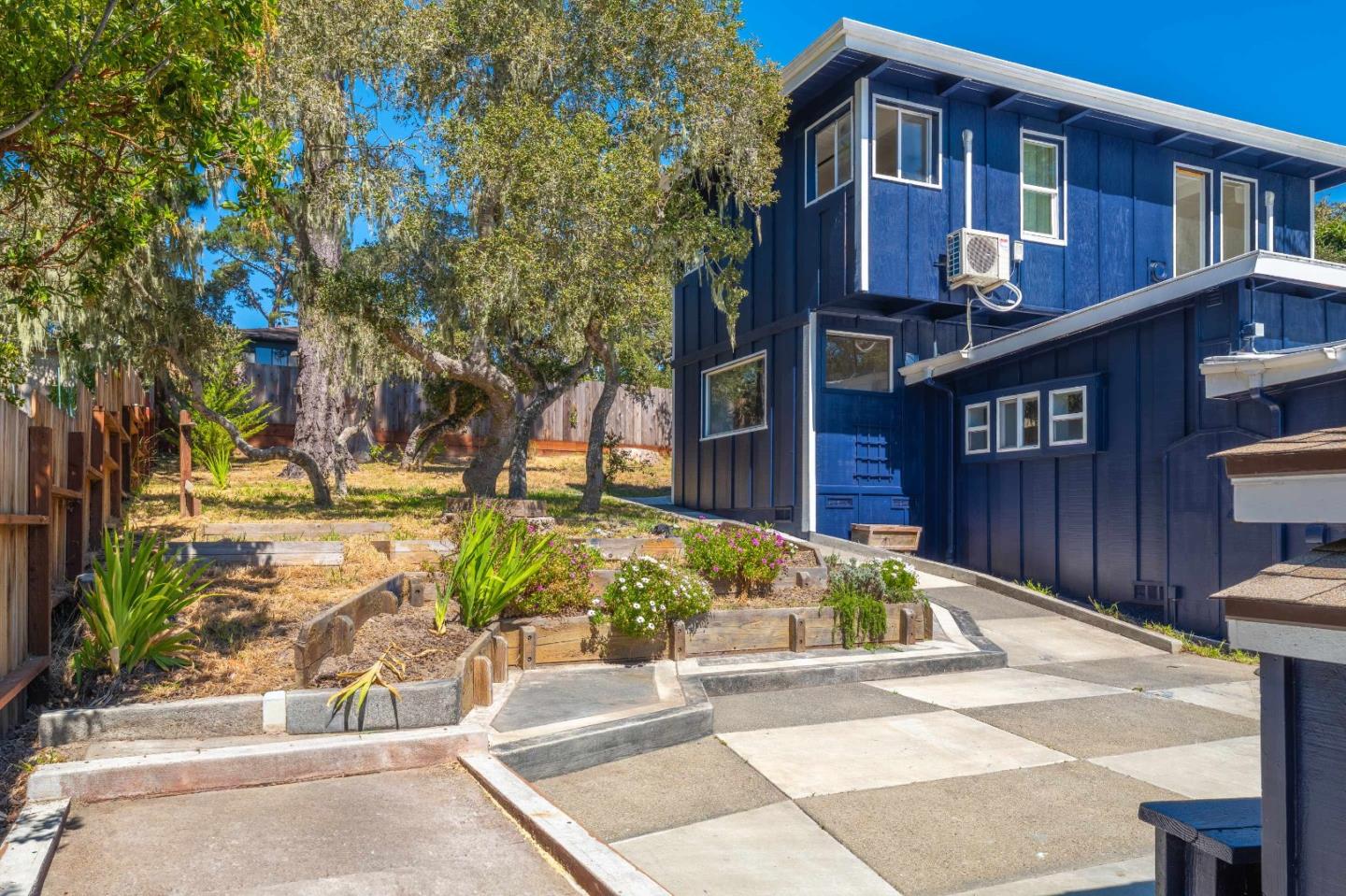 Detail Gallery Image 38 of 58 For 1207 Presidio Blvd, Pacific Grove,  CA 93950 - 5 Beds | 2 Baths