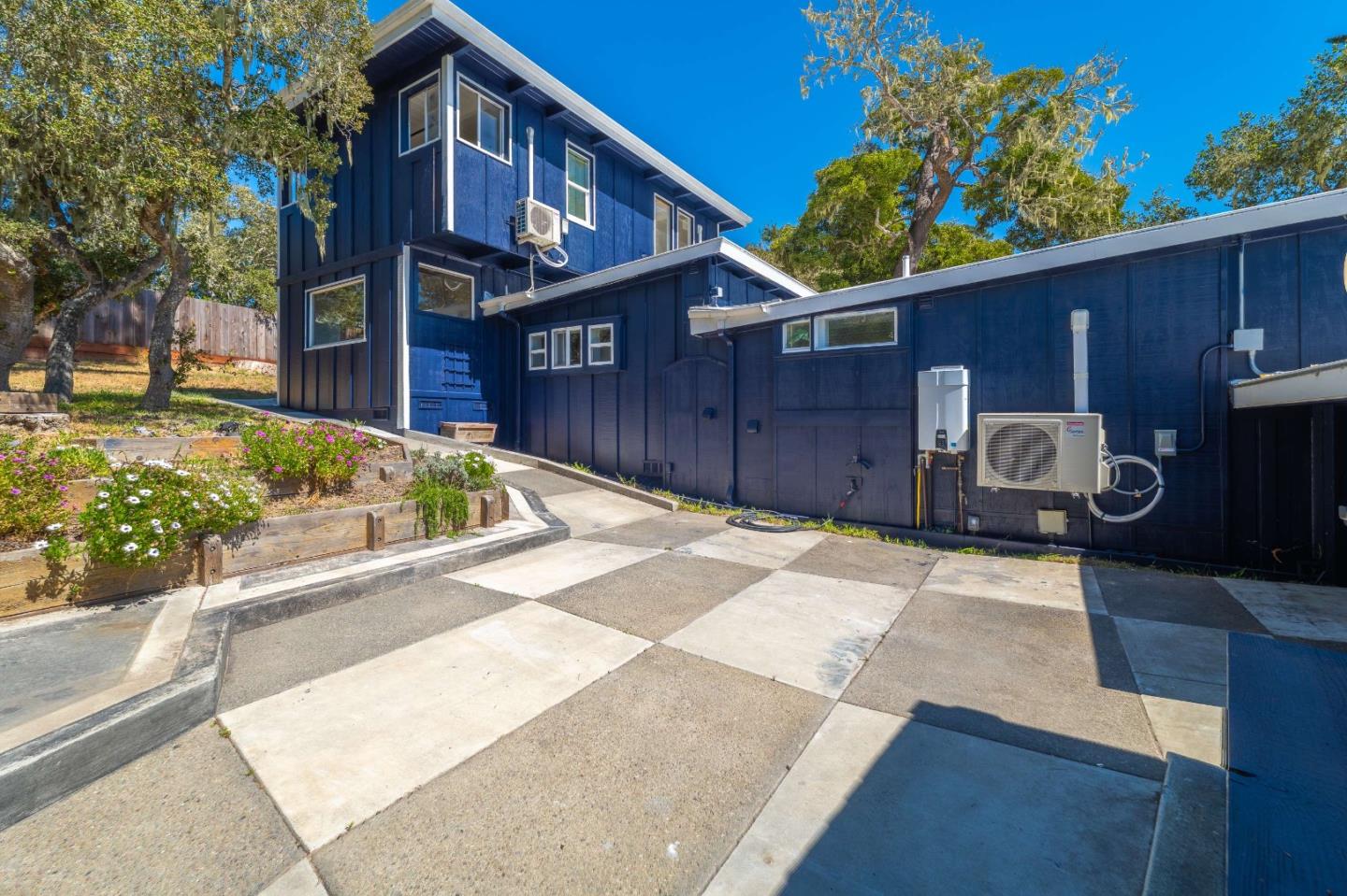 Detail Gallery Image 39 of 58 For 1207 Presidio Blvd, Pacific Grove,  CA 93950 - 5 Beds | 2 Baths