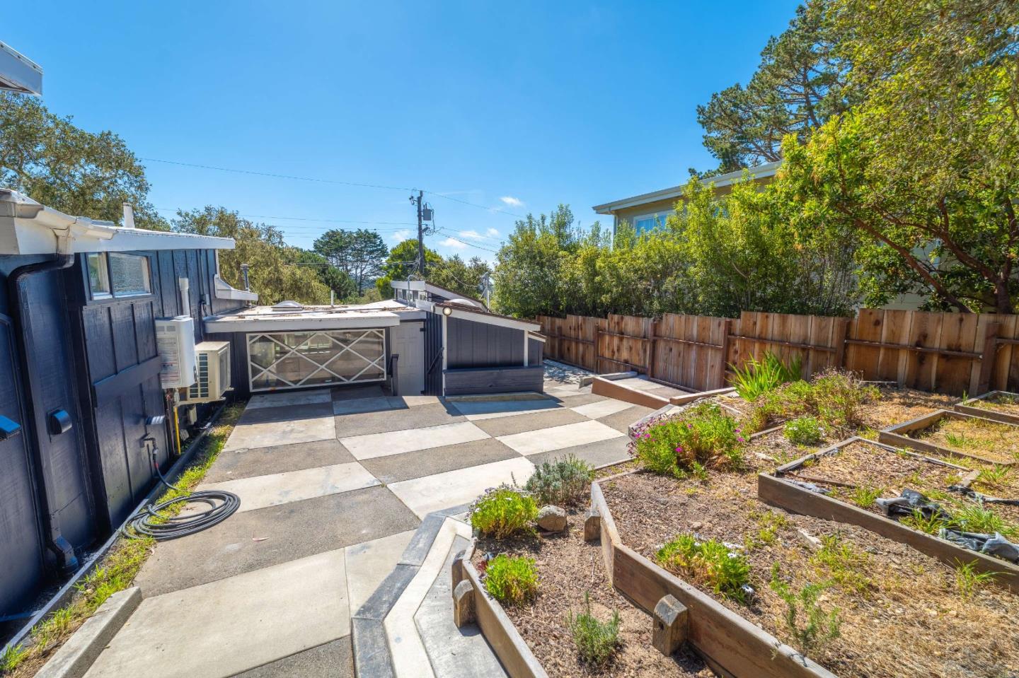 Detail Gallery Image 43 of 58 For 1207 Presidio Blvd, Pacific Grove,  CA 93950 - 5 Beds | 2 Baths