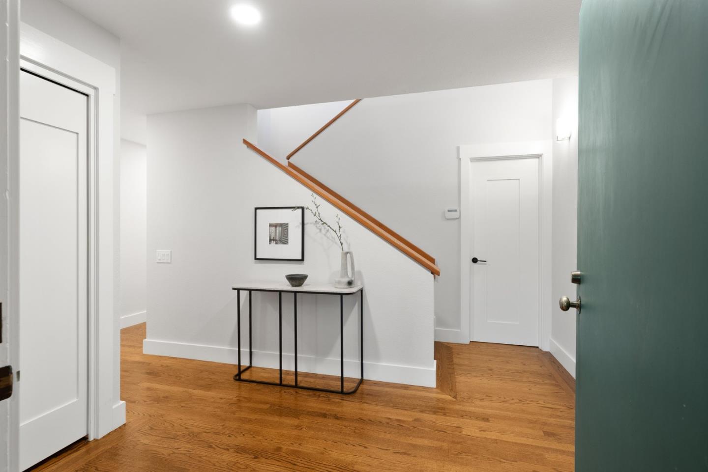 Detail Gallery Image 7 of 72 For 21 Valley Oak St, Portola Valley,  CA 94028 - 4 Beds | 3/1 Baths