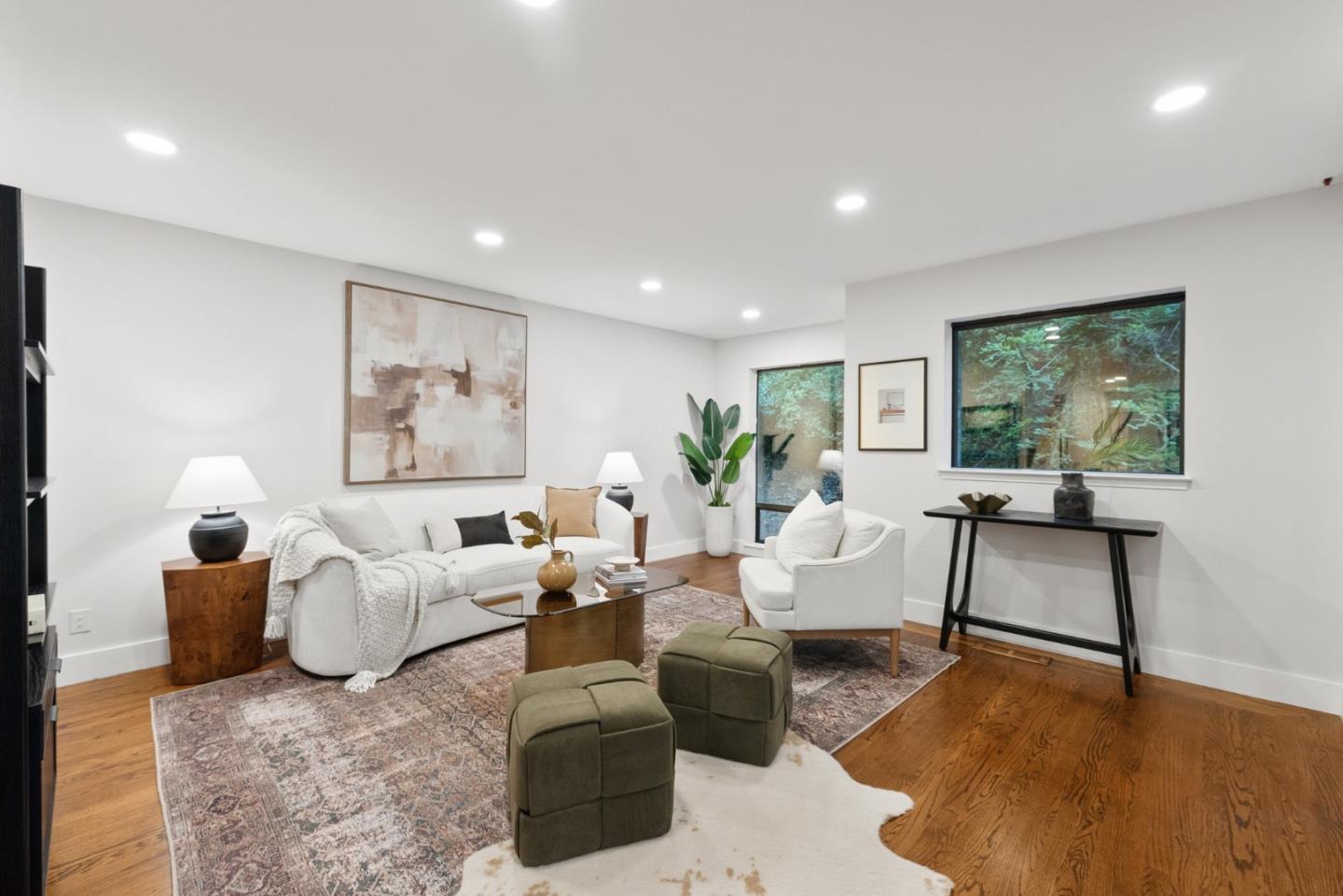 Detail Gallery Image 8 of 72 For 21 Valley Oak St, Portola Valley,  CA 94028 - 4 Beds | 3/1 Baths