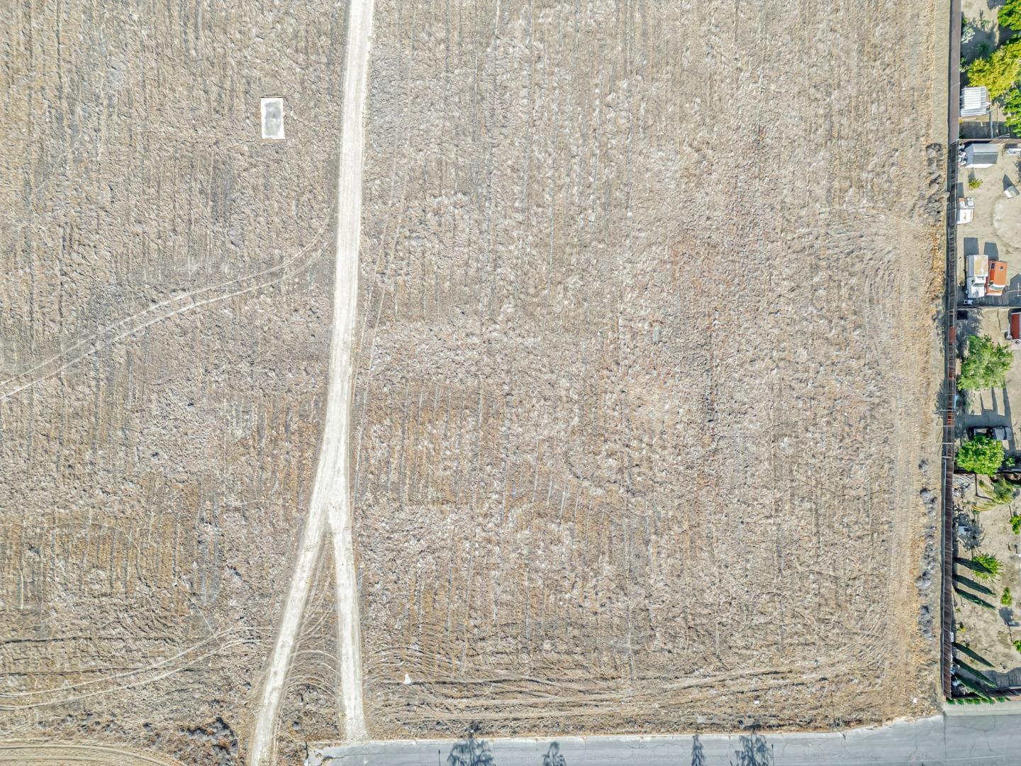 Detail Gallery Image 16 of 24 For 101 Amador St, Avenal,  CA 93204 - – Beds | – Baths