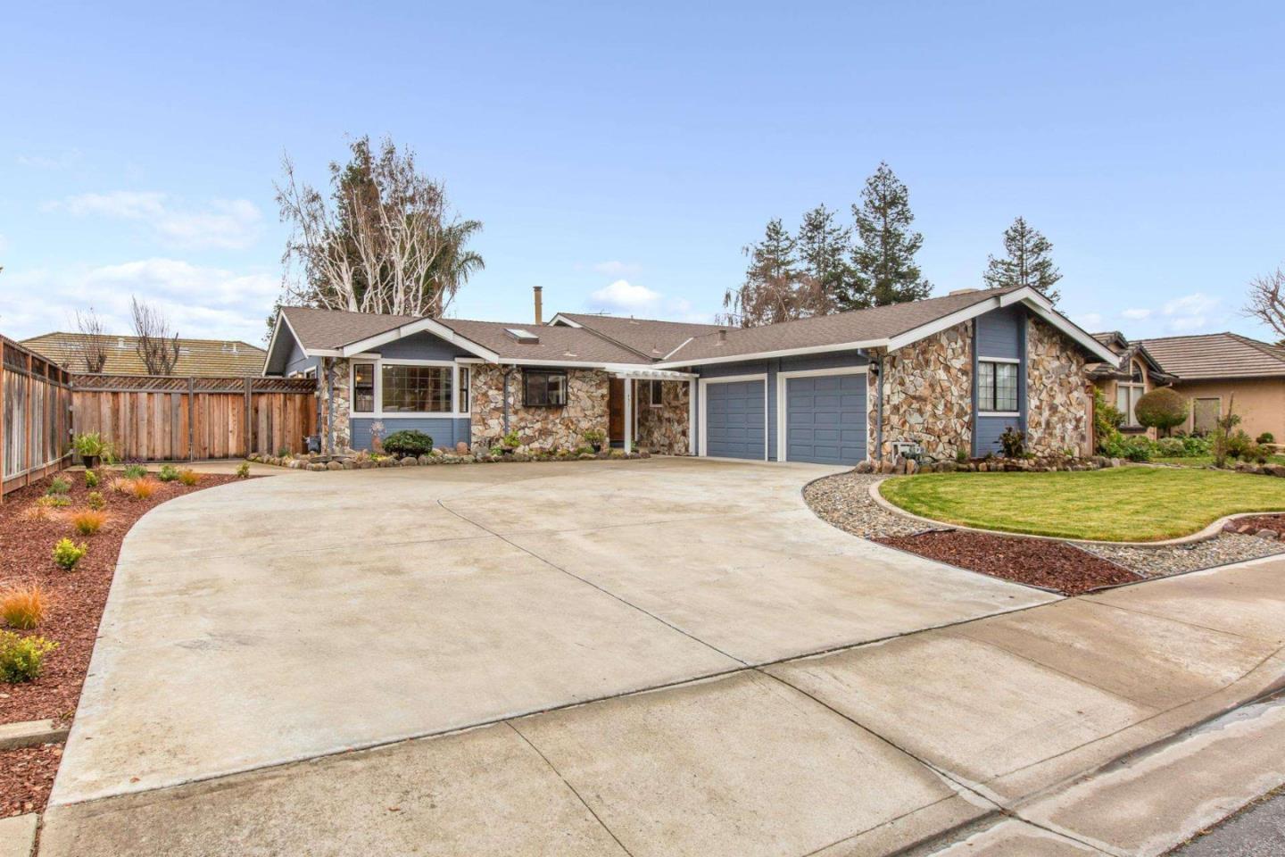 Front Image Thumbnail for ML82031871