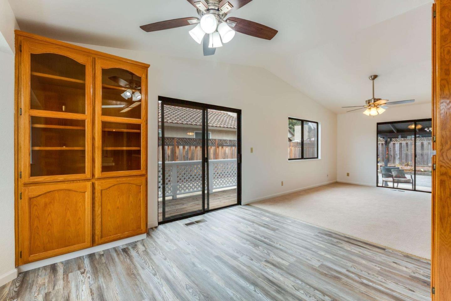 Detail Gallery Image 10 of 29 For 431 Paul Dr, Hollister,  CA 95023 - 3 Beds | 2 Baths