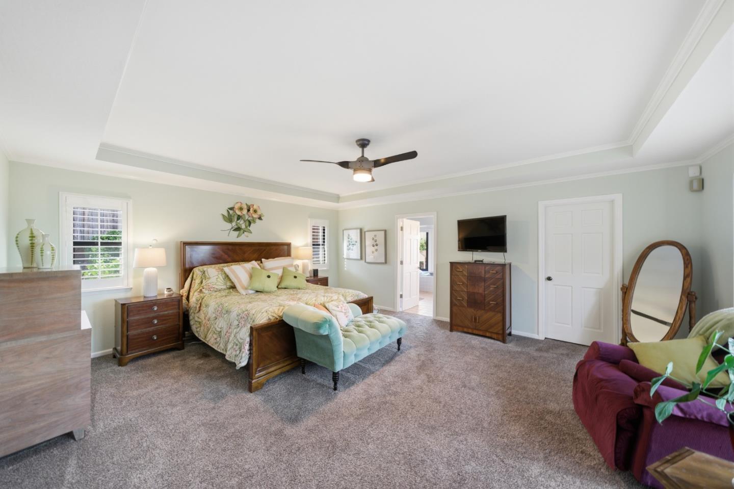 Detail Gallery Image 19 of 45 For 733 Temescal Way, Redwood City,  CA 94062 - 5 Beds | 3/1 Baths