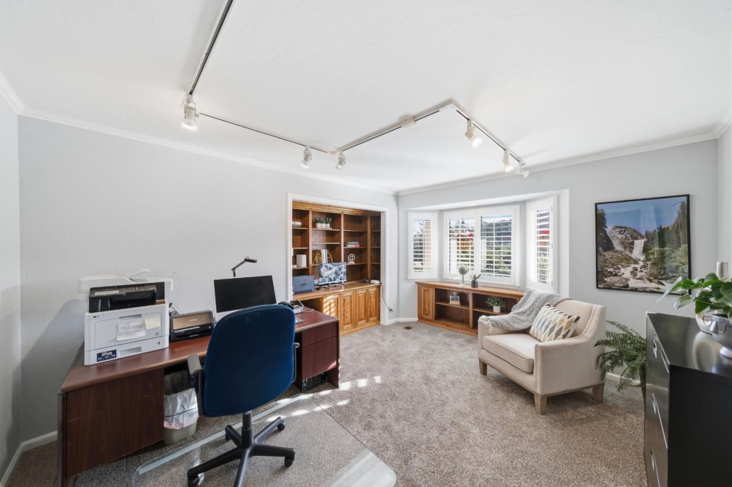 Detail Gallery Image 26 of 45 For 733 Temescal Way, Redwood City,  CA 94062 - 5 Beds | 3/1 Baths