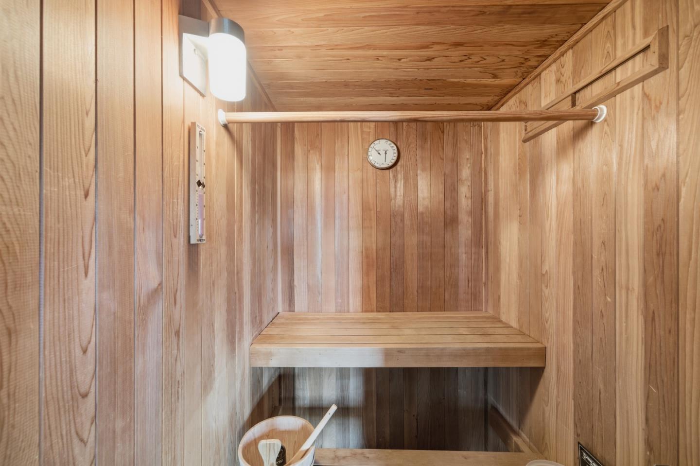 Detail Gallery Image 29 of 45 For 733 Temescal Way, Redwood City,  CA 94062 - 5 Beds | 3/1 Baths