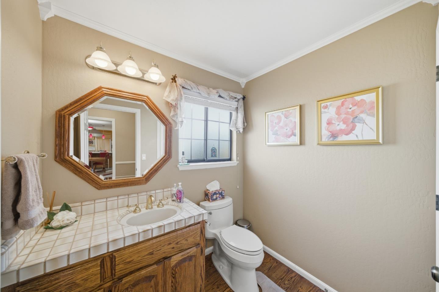 Detail Gallery Image 31 of 45 For 733 Temescal Way, Redwood City,  CA 94062 - 5 Beds | 3/1 Baths