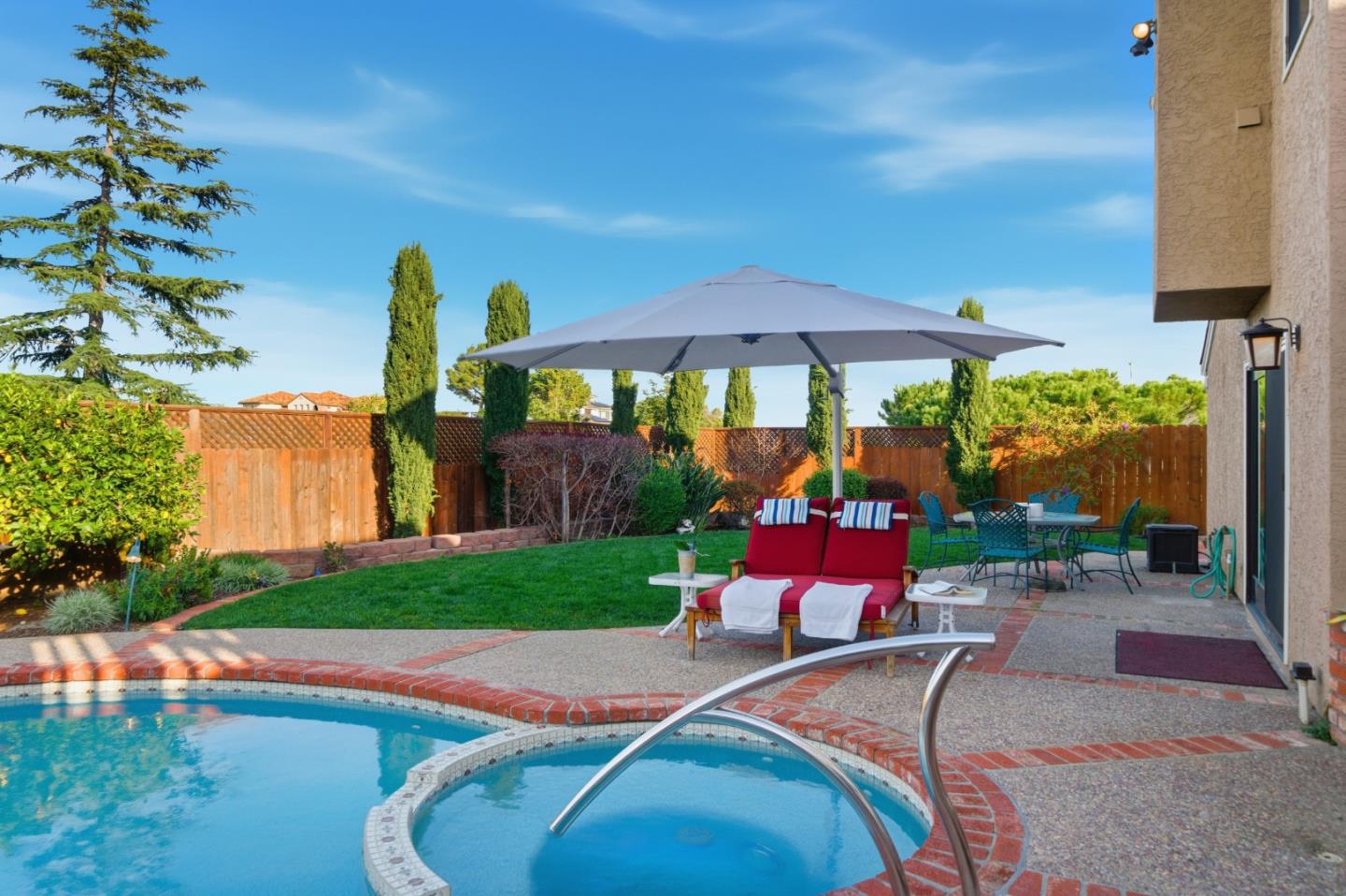 Detail Gallery Image 41 of 45 For 733 Temescal Way, Redwood City,  CA 94062 - 5 Beds | 3/1 Baths