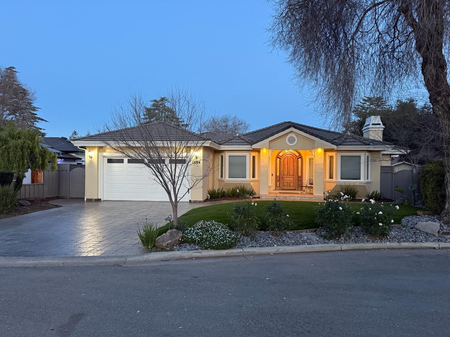 Detail Gallery Image 3 of 40 For 13324 Carrick Ave, Saratoga,  CA 95070 - 5 Beds | 4/1 Baths