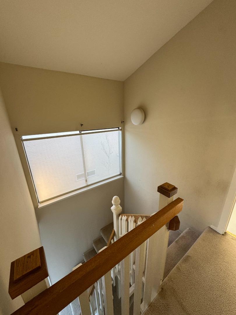 Detail Gallery Image 7 of 11 For 730 Cambridge Ave, Menlo Park,  CA 94025 - 4 Beds | 2/2 Baths