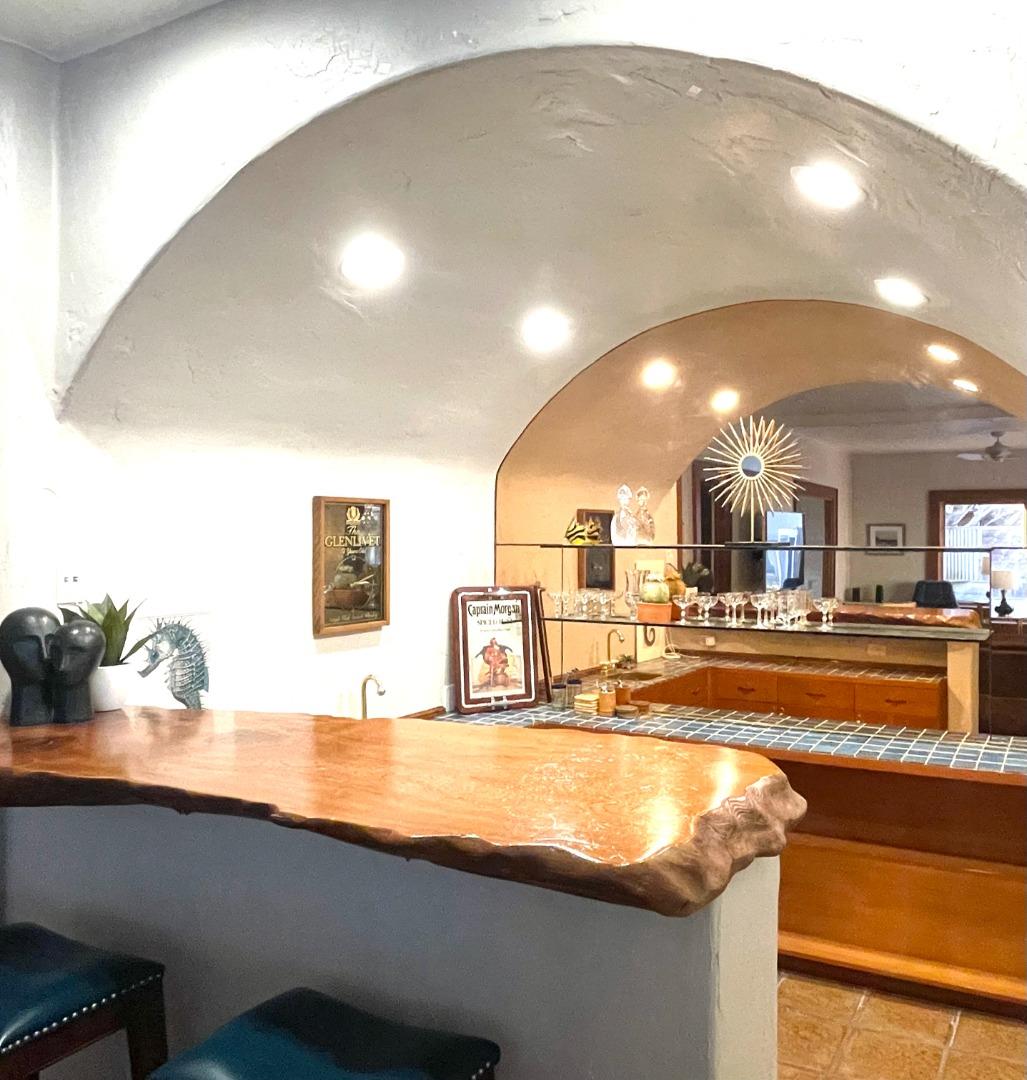 Detail Gallery Image 14 of 32 For 142 Carmel Riviera Dr, Carmel,  CA 93923 - 4 Beds | 3/1 Baths