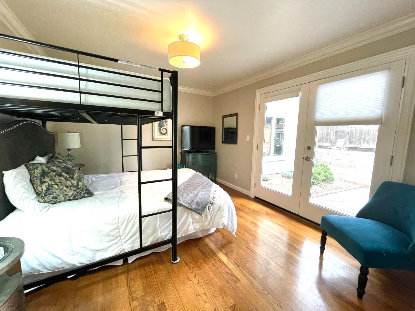 Detail Gallery Image 16 of 32 For 142 Carmel Riviera Dr, Carmel,  CA 93923 - 4 Beds | 3/1 Baths