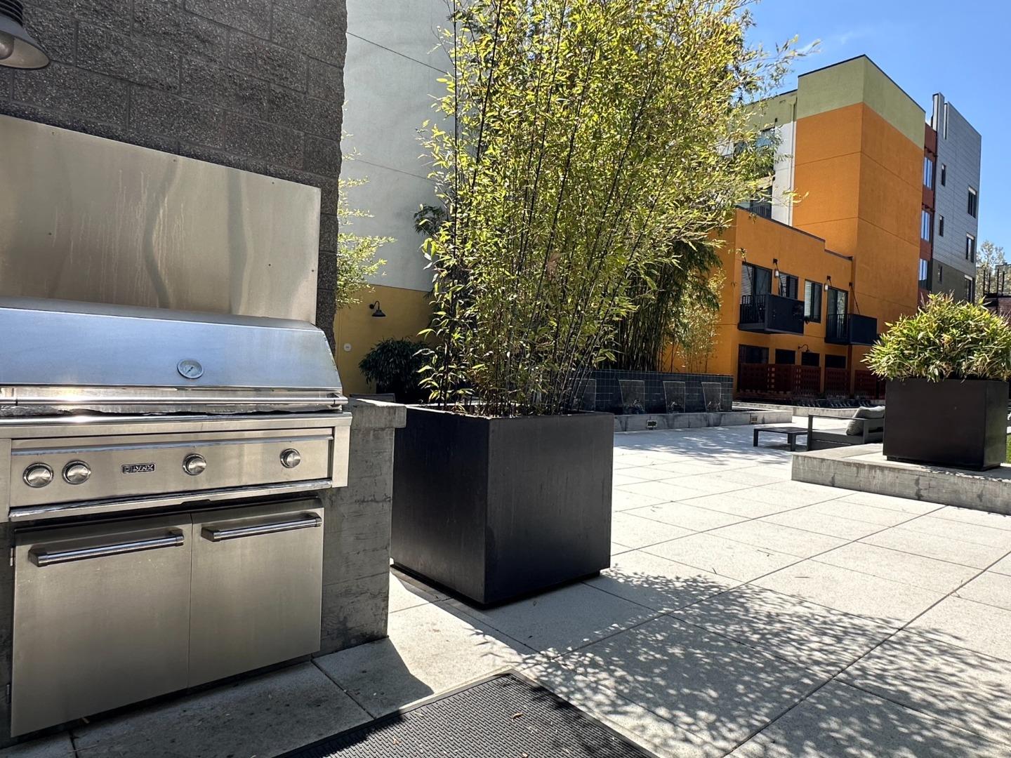 Detail Gallery Image 31 of 47 For 88 Bush St #3163,  San Jose,  CA 95126 - 1 Beds | 2 Baths