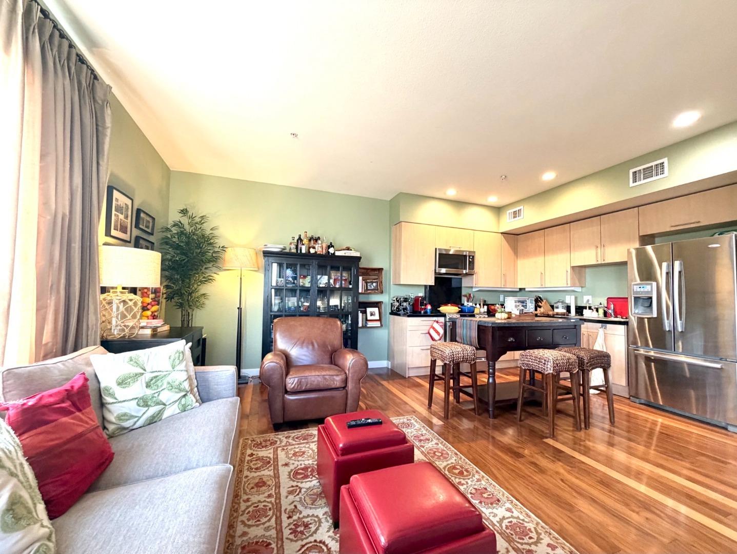 Detail Gallery Image 4 of 47 For 88 Bush St #3163,  San Jose,  CA 95126 - 1 Beds | 2 Baths