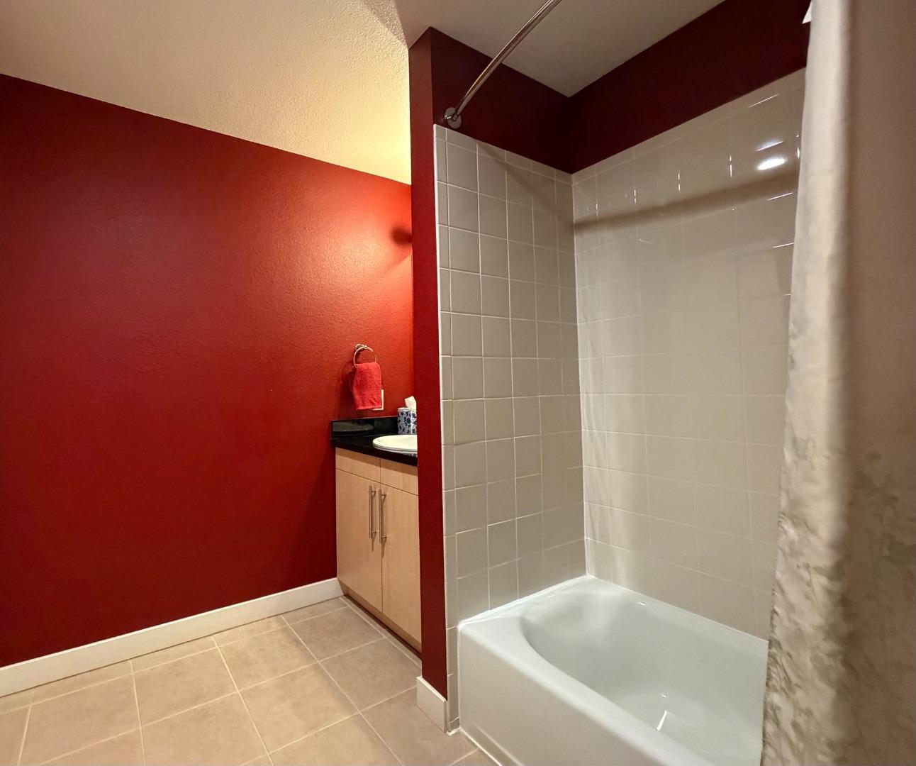 Detail Gallery Image 9 of 47 For 88 Bush St #3163,  San Jose,  CA 95126 - 1 Beds | 2 Baths