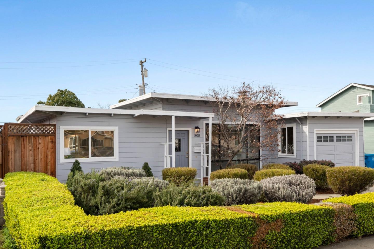 Detail Gallery Image 2 of 30 For 808 Kathryne Ave, San Mateo,  CA 94401 - 2 Beds | 1 Baths