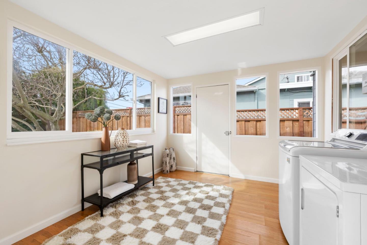 Detail Gallery Image 21 of 30 For 808 Kathryne Ave, San Mateo,  CA 94401 - 2 Beds | 1 Baths