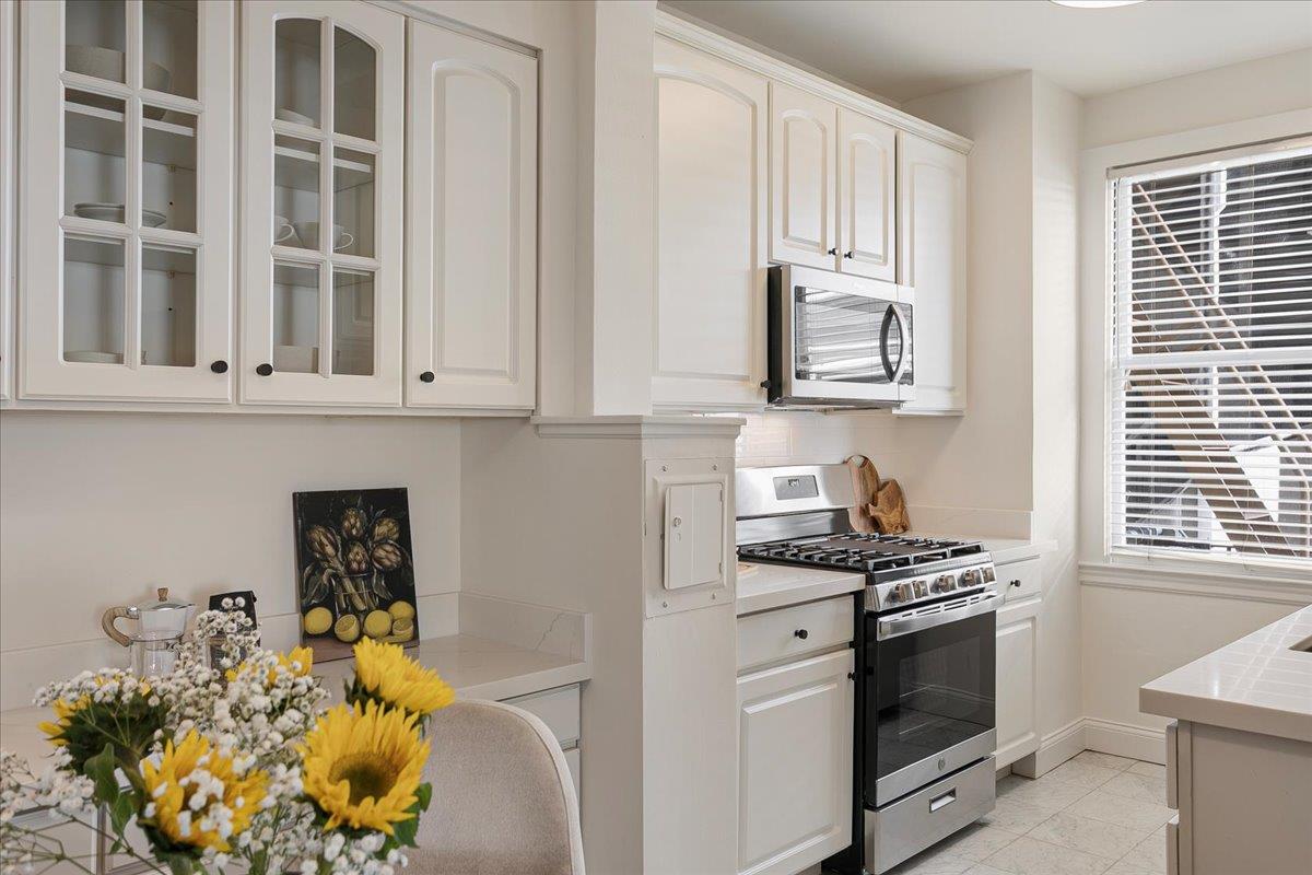 Detail Gallery Image 12 of 46 For 1990 Green St #107,  San Francisco,  CA 94123 - 1 Beds | 1 Baths