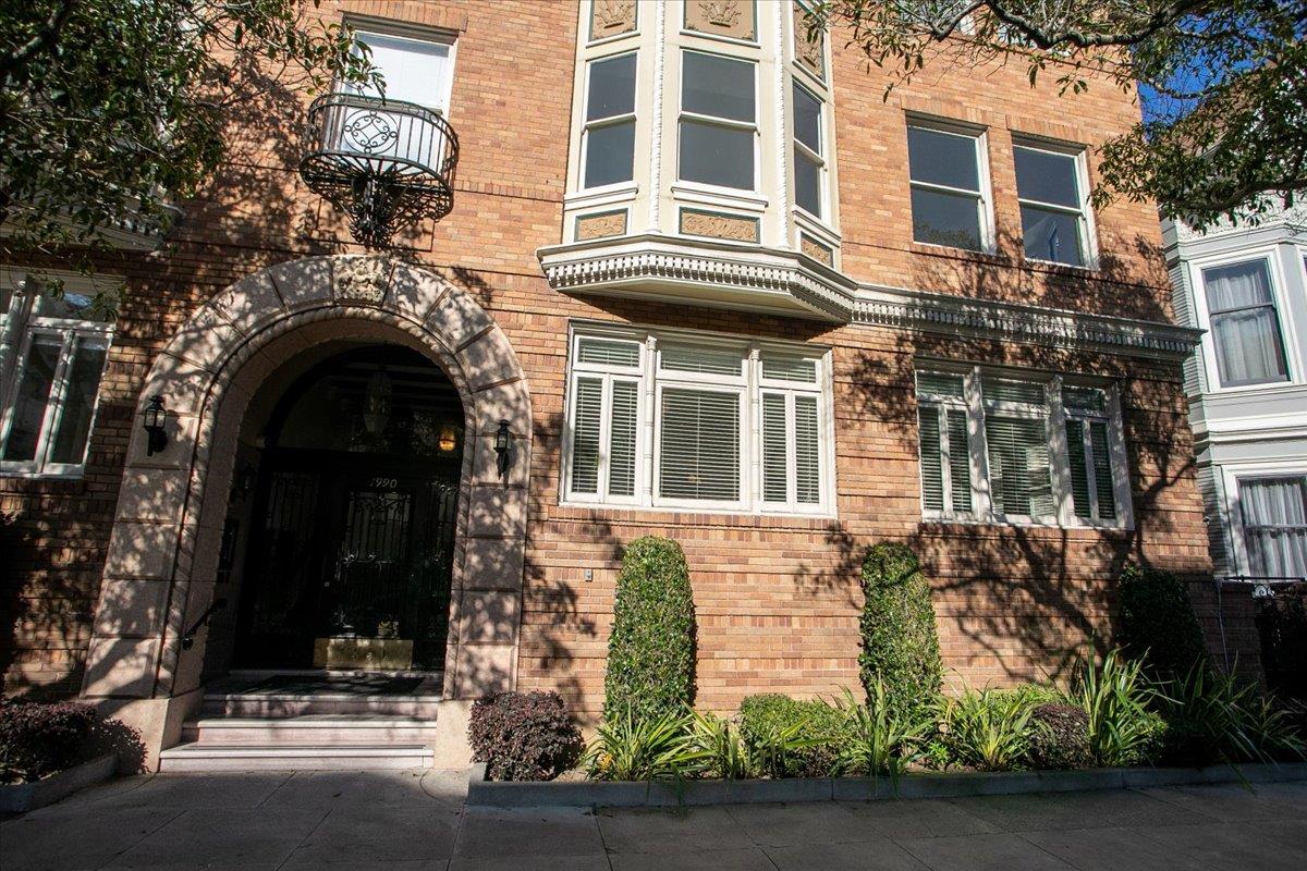 Detail Gallery Image 3 of 46 For 1990 Green St #107,  San Francisco,  CA 94123 - 1 Beds | 1 Baths