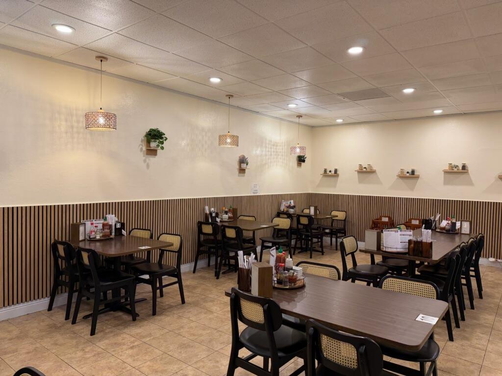 Detail Gallery Image 3 of 6 For 1739 Berryessa Rd a,  San Jose,  CA 95133 - – Beds | – Baths