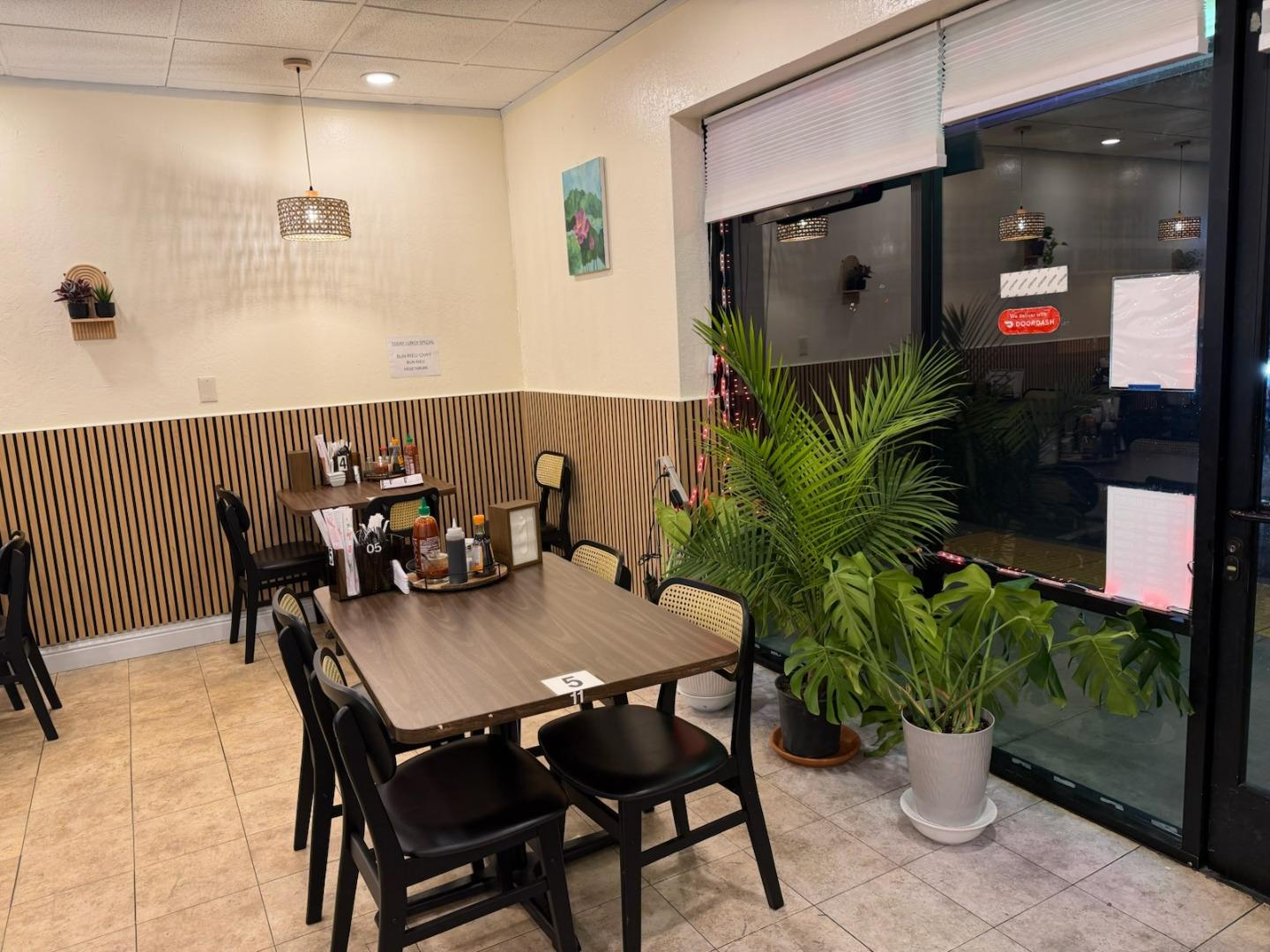 Detail Gallery Image 5 of 6 For 1739 Berryessa Rd a,  San Jose,  CA 95133 - – Beds | – Baths