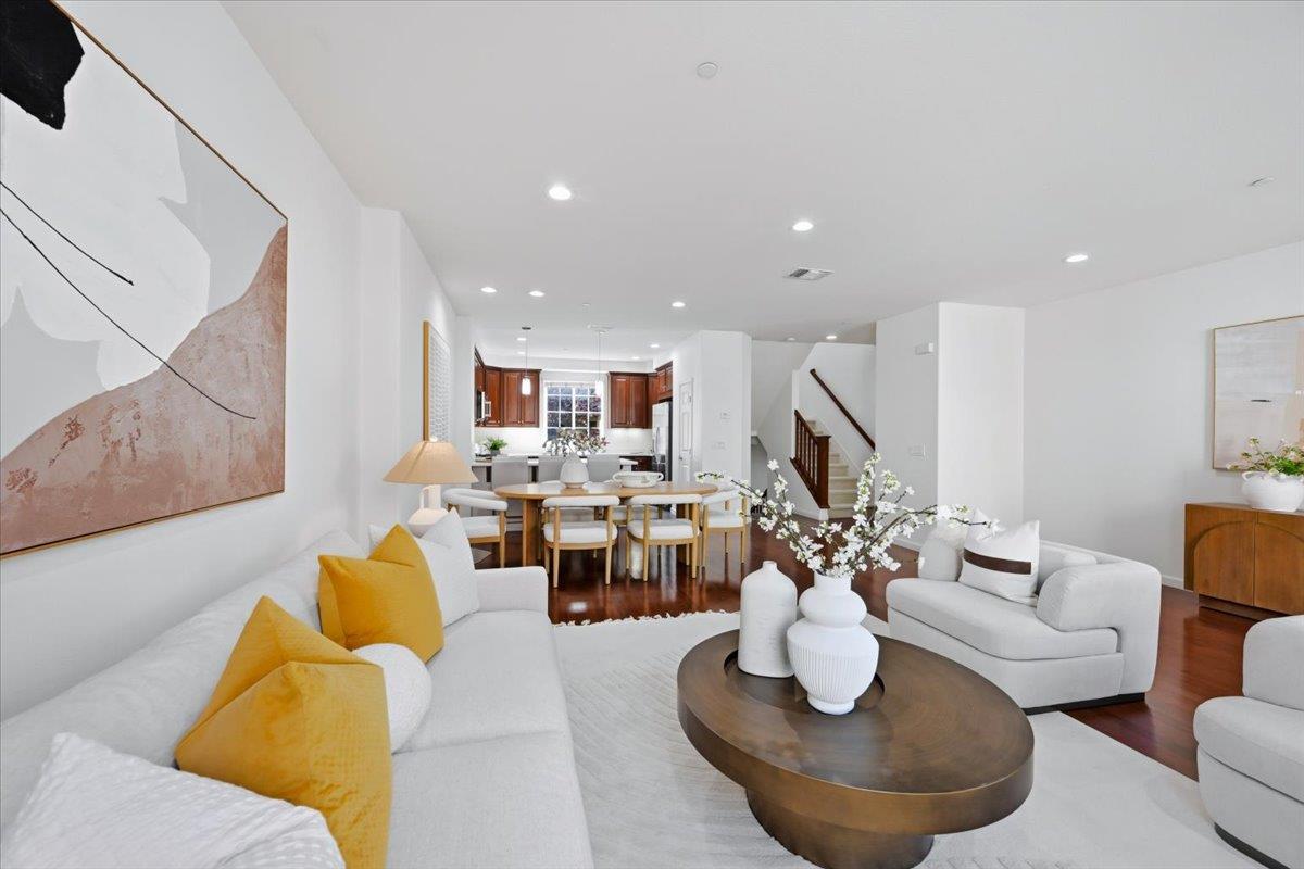 Detail Gallery Image 13 of 76 For 212 Boston Fern Cmn, Fremont,  CA 94539 - 4 Beds | 2/1 Baths