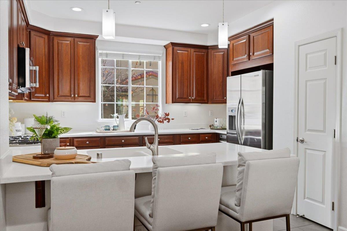 Detail Gallery Image 23 of 76 For 212 Boston Fern Cmn, Fremont,  CA 94539 - 4 Beds | 2/1 Baths