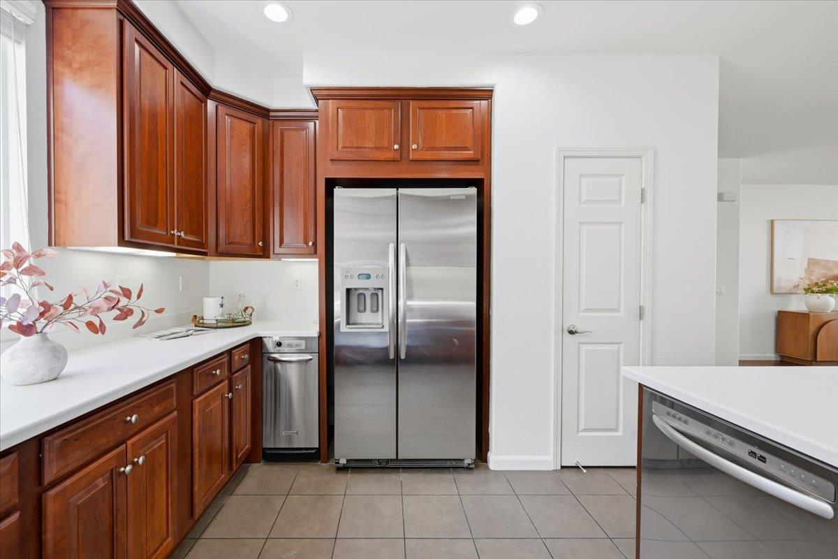 Detail Gallery Image 26 of 76 For 212 Boston Fern Cmn, Fremont,  CA 94539 - 4 Beds | 2/1 Baths