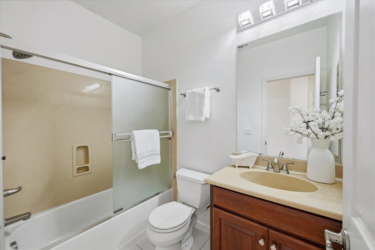 Detail Gallery Image 40 of 76 For 212 Boston Fern Cmn, Fremont,  CA 94539 - 4 Beds | 2/1 Baths