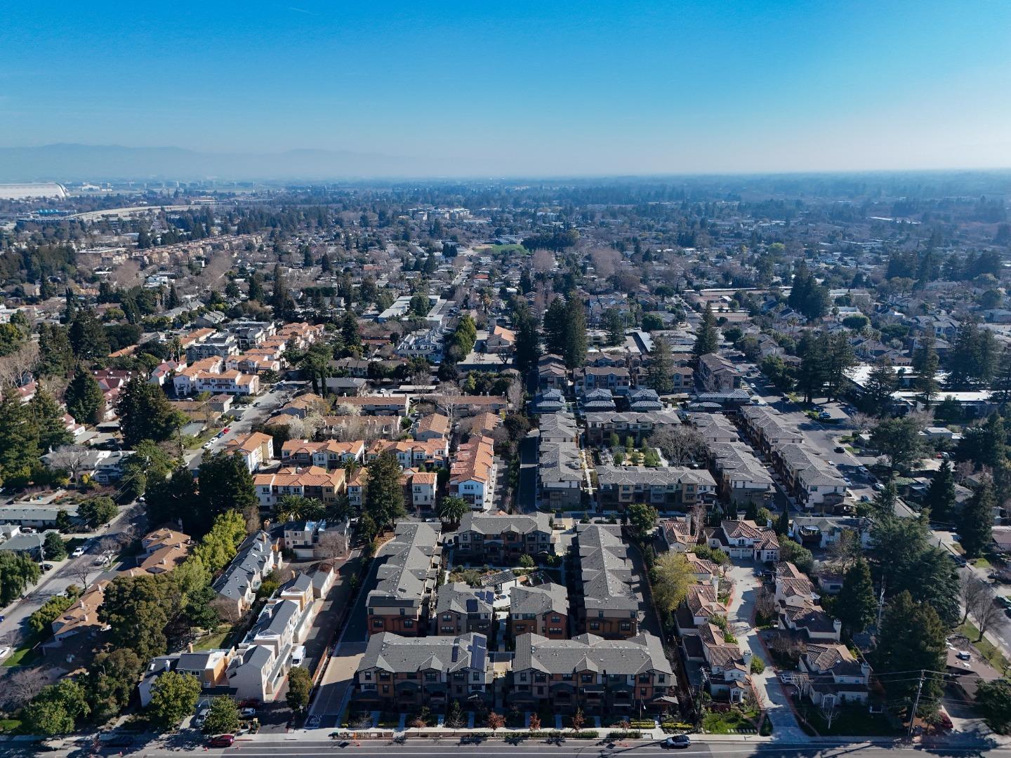 Detail Gallery Image 107 of 110 For 2020 Thea Cir, Mountain View,  CA 94043 - 3 Beds | 3/1 Baths