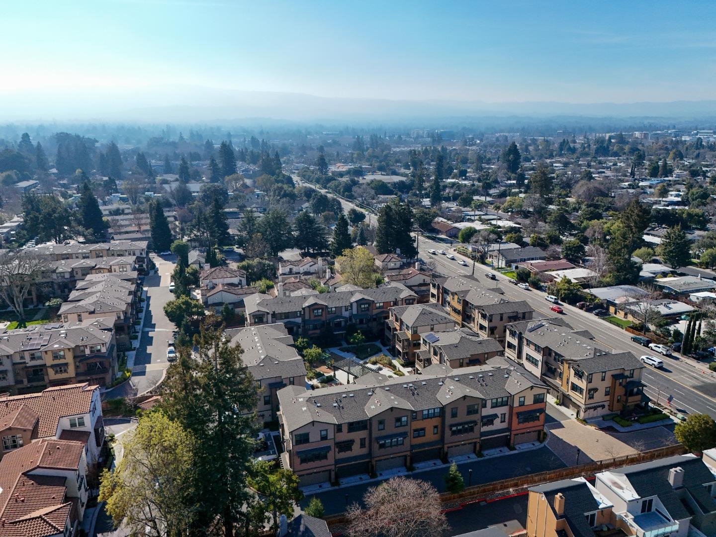 Detail Gallery Image 108 of 110 For 2020 Thea Cir, Mountain View,  CA 94043 - 3 Beds | 3/1 Baths