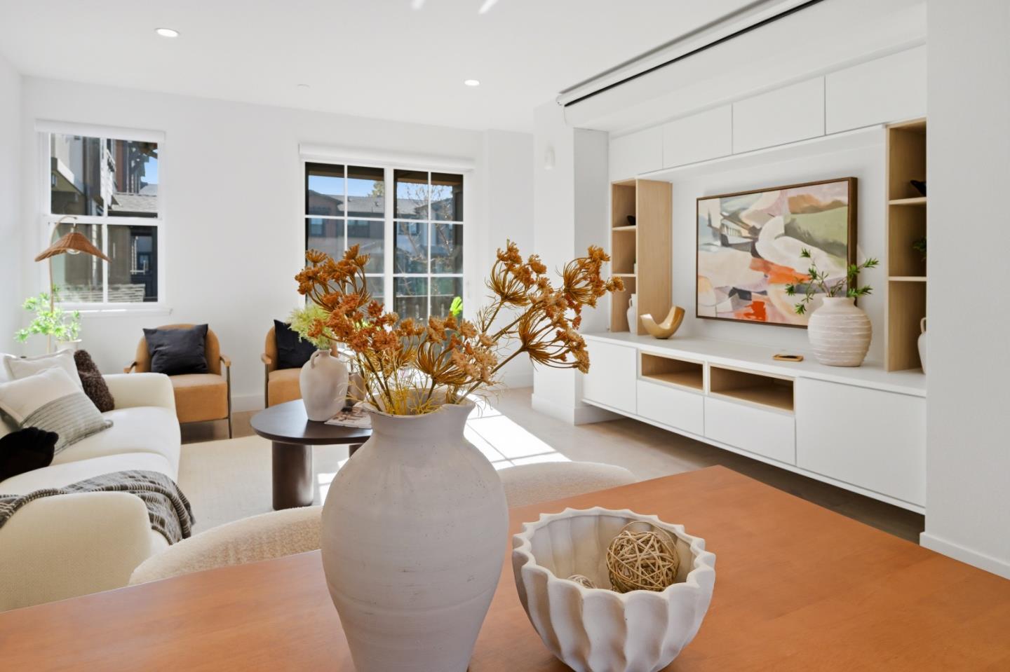 Detail Gallery Image 39 of 110 For 2020 Thea Cir, Mountain View,  CA 94043 - 3 Beds | 3/1 Baths