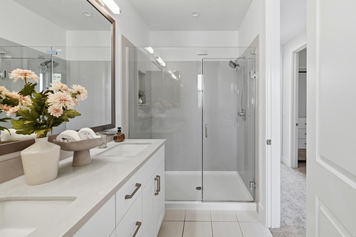 Detail Gallery Image 62 of 110 For 2020 Thea Cir, Mountain View,  CA 94043 - 3 Beds | 3/1 Baths