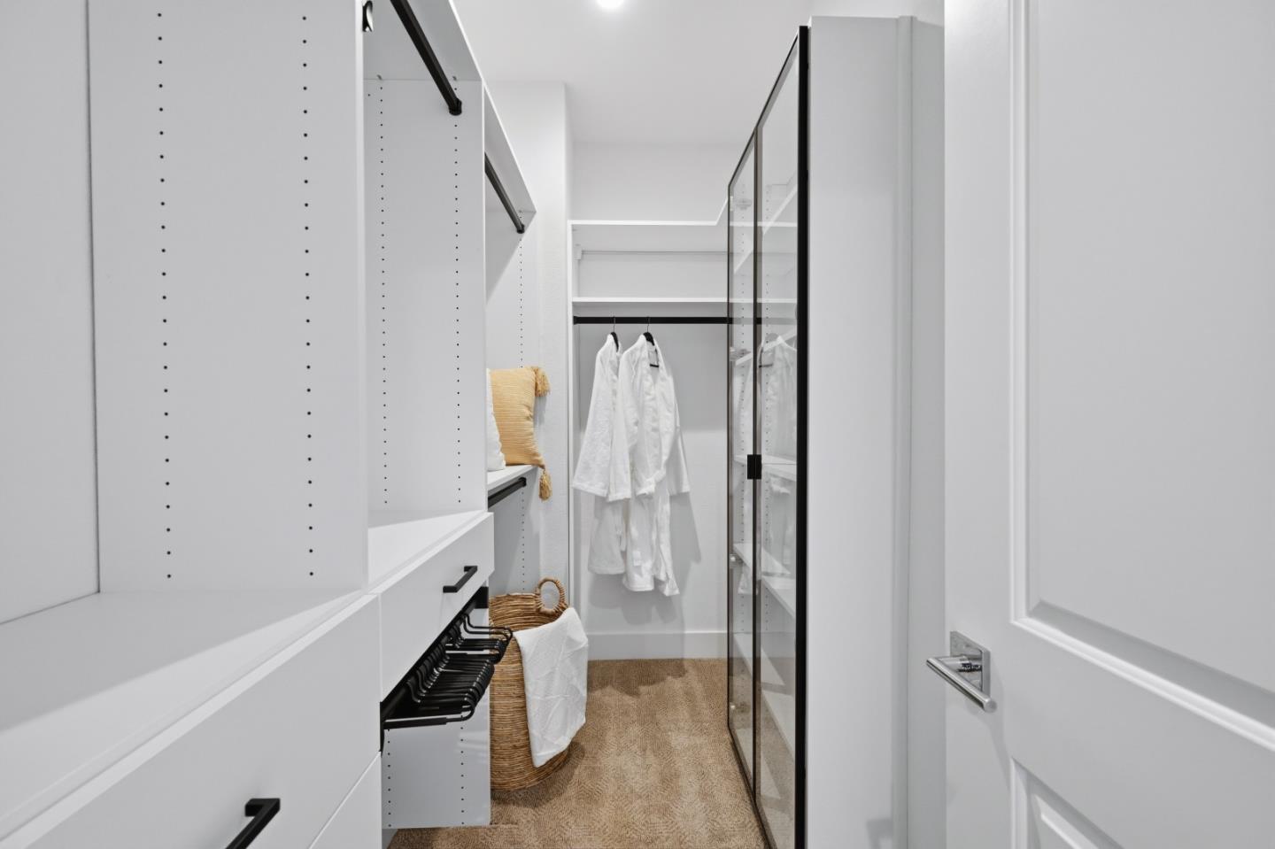 Detail Gallery Image 63 of 110 For 2020 Thea Cir, Mountain View,  CA 94043 - 3 Beds | 3/1 Baths