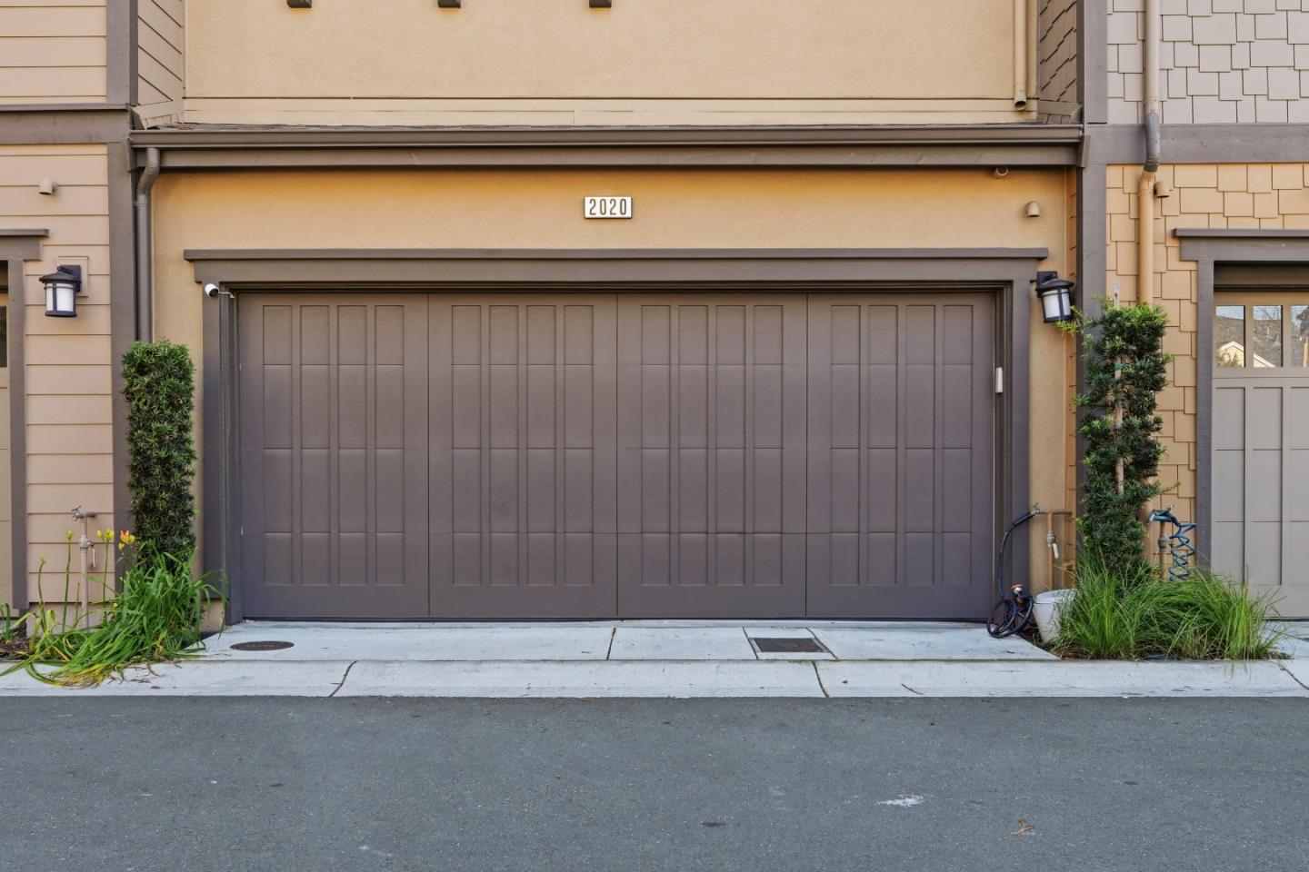 Detail Gallery Image 77 of 110 For 2020 Thea Cir, Mountain View,  CA 94043 - 3 Beds | 3/1 Baths