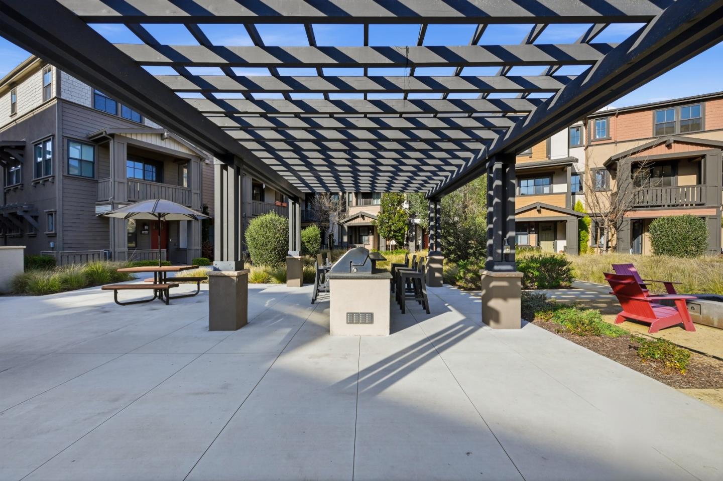 Detail Gallery Image 84 of 110 For 2020 Thea Cir, Mountain View,  CA 94043 - 3 Beds | 3/1 Baths