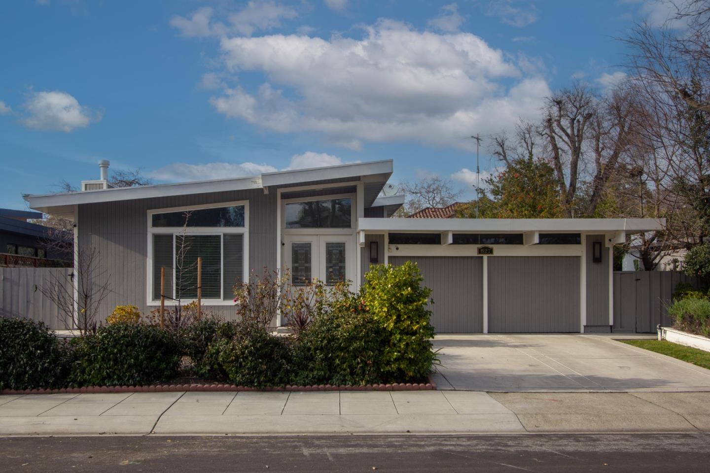 Front Image Thumbnail for ML82031892