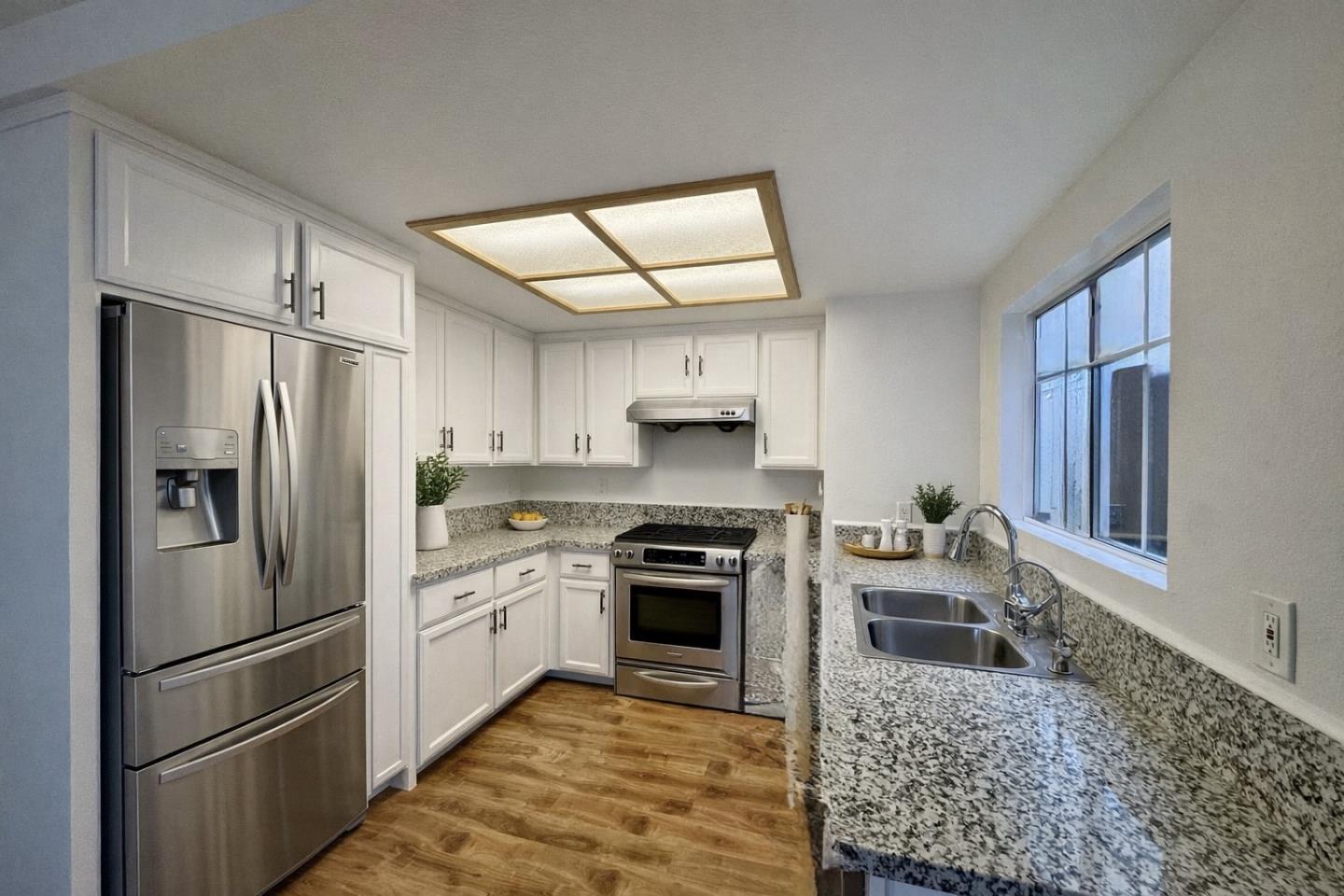 Detail Gallery Image 6 of 13 For 645 Dadis Way, San Jose,  CA 95111 - 3 Beds | 2/1 Baths