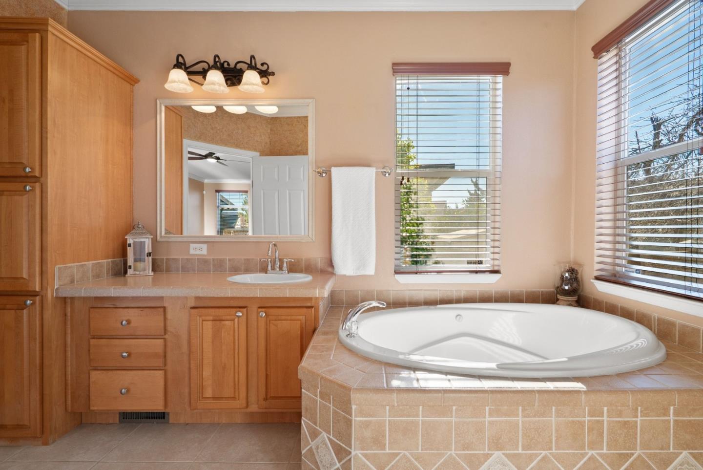 Detail Gallery Image 42 of 65 For 1225 Vienna Dr #375,  Sunnyvale,  CA 94089 - 3 Beds | 3 Baths