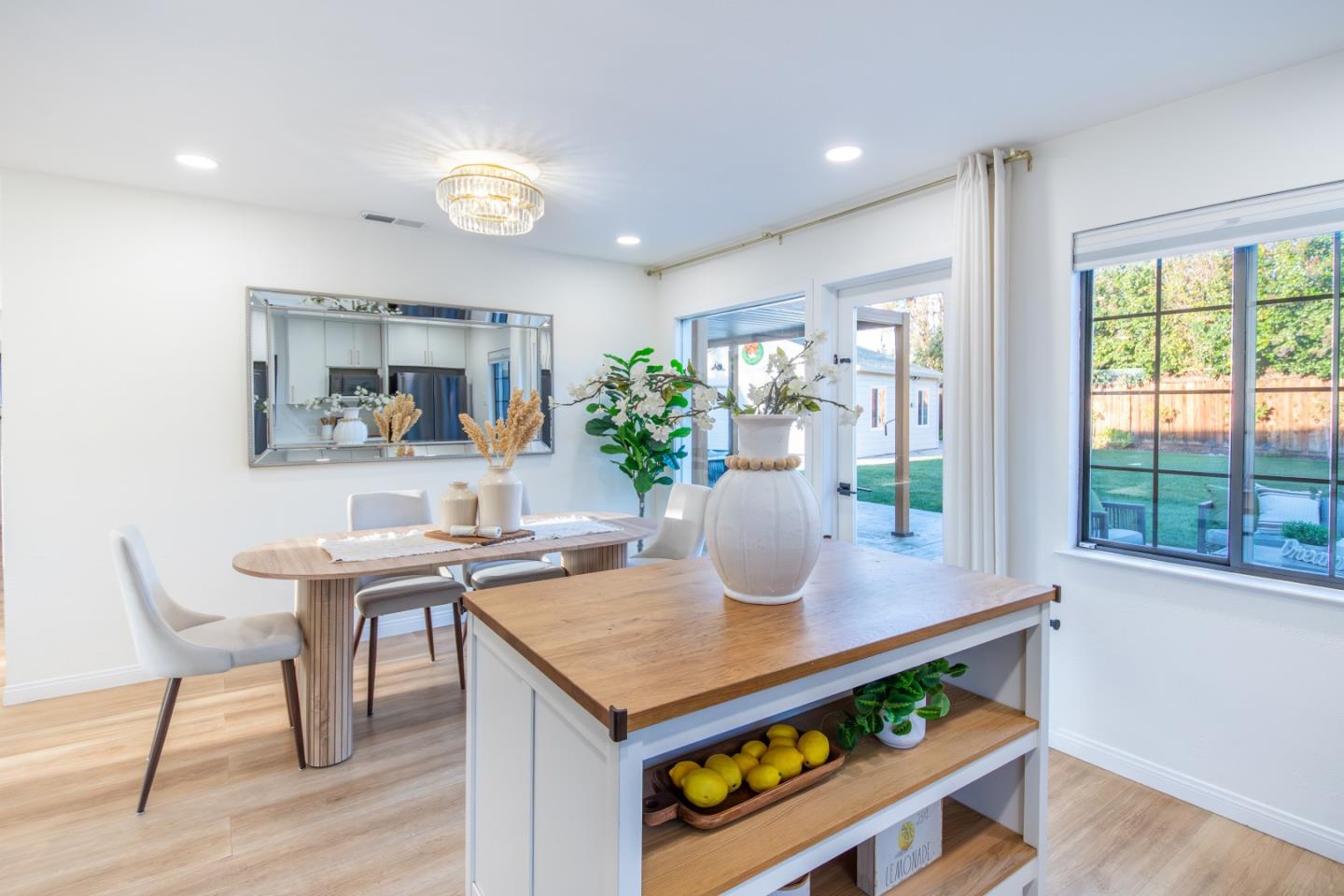 Detail Gallery Image 17 of 76 For 765 Enright Ave, Santa Clara,  CA 95050 - 3 Beds | 1/1 Baths