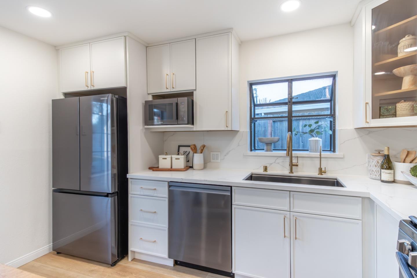 Detail Gallery Image 23 of 76 For 765 Enright Ave, Santa Clara,  CA 95050 - 3 Beds | 1/1 Baths