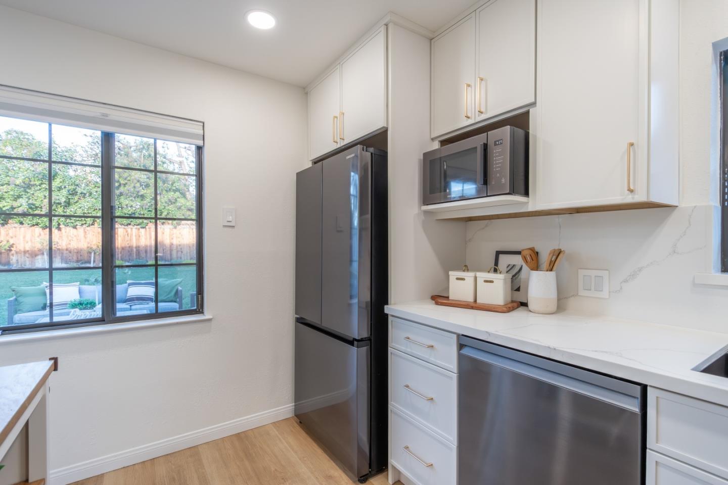 Detail Gallery Image 25 of 76 For 765 Enright Ave, Santa Clara,  CA 95050 - 3 Beds | 1/1 Baths