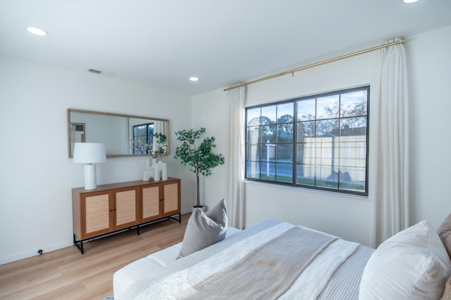 Detail Gallery Image 36 of 76 For 765 Enright Ave, Santa Clara,  CA 95050 - 3 Beds | 1/1 Baths