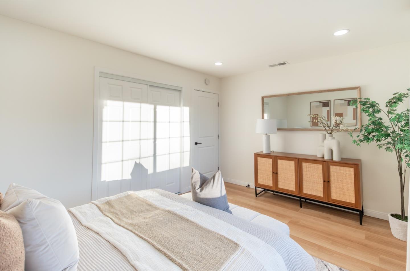 Detail Gallery Image 37 of 76 For 765 Enright Ave, Santa Clara,  CA 95050 - 3 Beds | 1/1 Baths