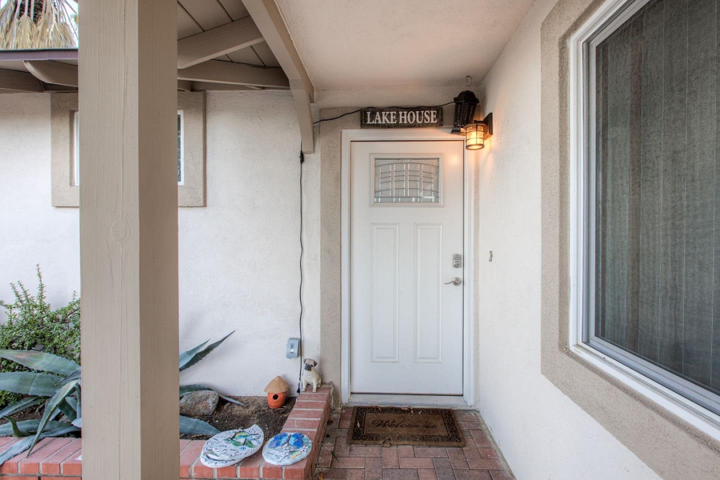 Detail Gallery Image 12 of 35 For 18261 Sanders Dr, Lake Elsinore,  CA 92530 - 3 Beds | 2 Baths