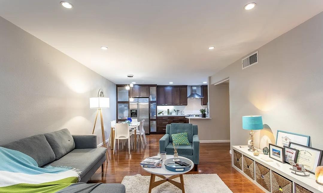 Detail Gallery Image 20 of 23 For 8530 Holloway Dr, West Hollywood,  CA 90069 - 1 Beds | 1 Baths