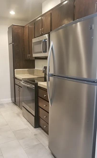 Detail Gallery Image 9 of 13 For 6225 Canterbury Dr, Culver City,  CA 90230 - 1 Beds | 1 Baths