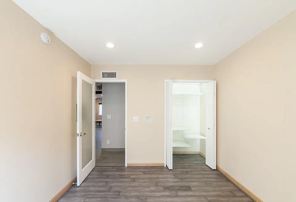 Detail Gallery Image 9 of 20 For 4927 Indian Wood Rd, Culver City,  CA 90230 - 2 Beds | 2 Baths