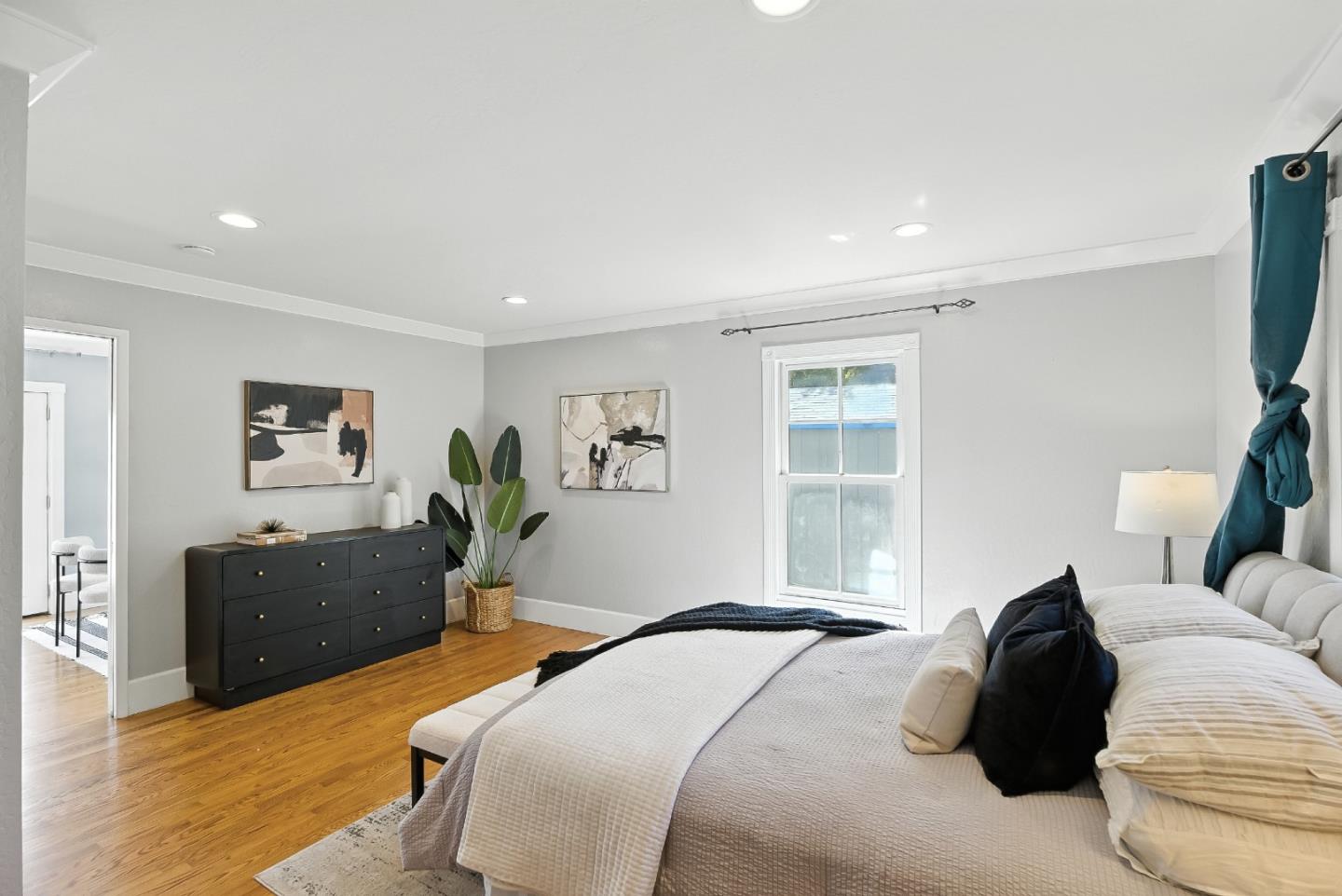 Detail Gallery Image 33 of 73 For 1830 Heatherdale Ave, San Jose,  CA 95126 - 4 Beds | 3 Baths